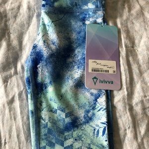 Ivivva Rhythmic tight Size 6 NWT